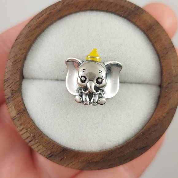 925 Sterling Silver Dumbo Charm - Picture 3 of 4